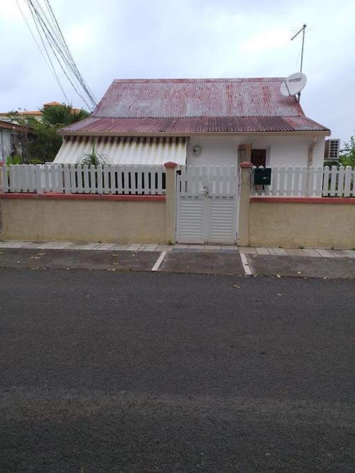 Maison Creole Chaleureuse Avec Stationnement 哥西尔 外观 照片