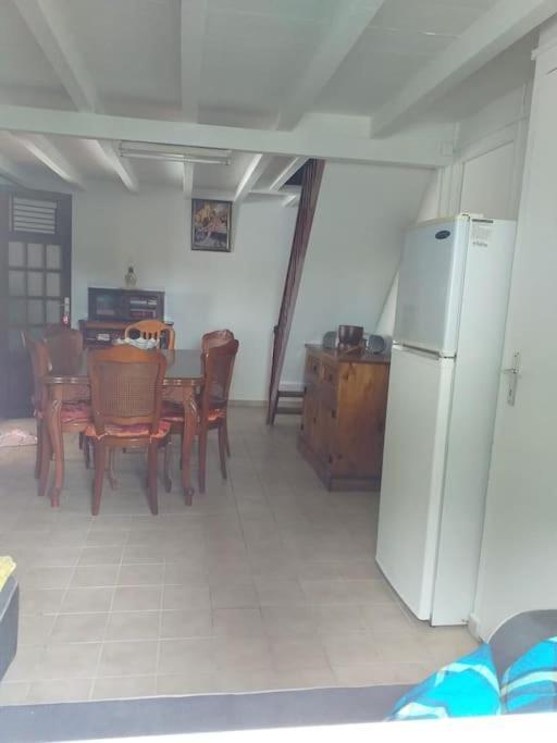 Maison Creole Chaleureuse Avec Stationnement 哥西尔 外观 照片