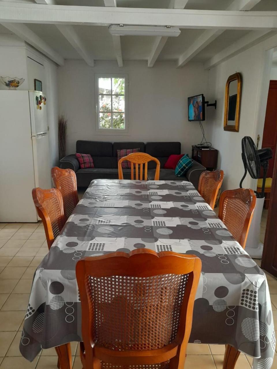 Maison Creole Chaleureuse Avec Stationnement 哥西尔 外观 照片